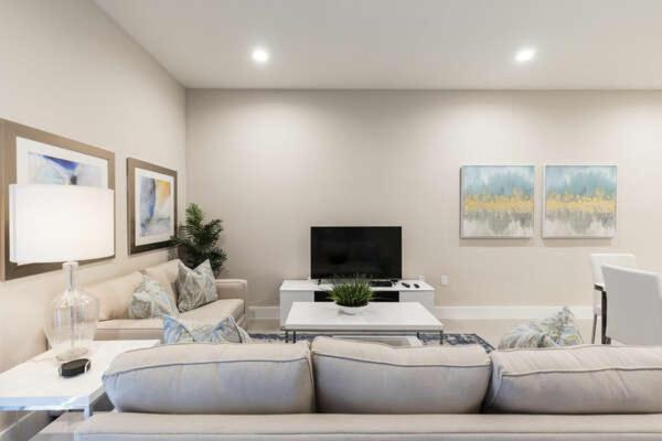 4 Bedroom 4 Ba Luxury Villa 5Min To Disneyworld 1804Ft² Free Gym 奥兰多 外观 照片